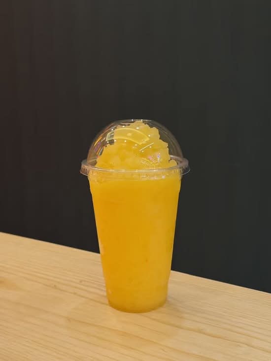 Mango + Pineapple Slush 芒果菠萝冰沙